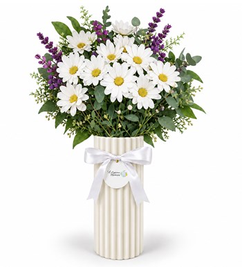 Lilyana Flowers - Vazoda Beyaz Papatya Lavanta Detaylı