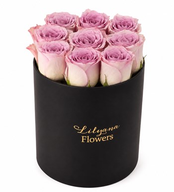 Lilyana Flowers - Yuvarlak Siyah Kutuda Lila Gül